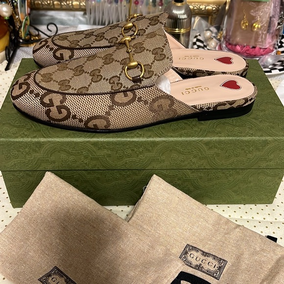 NIB GUCCI Canvas Signature logo   “Princetown” mules Size 38.5 - Picture 9 of 9